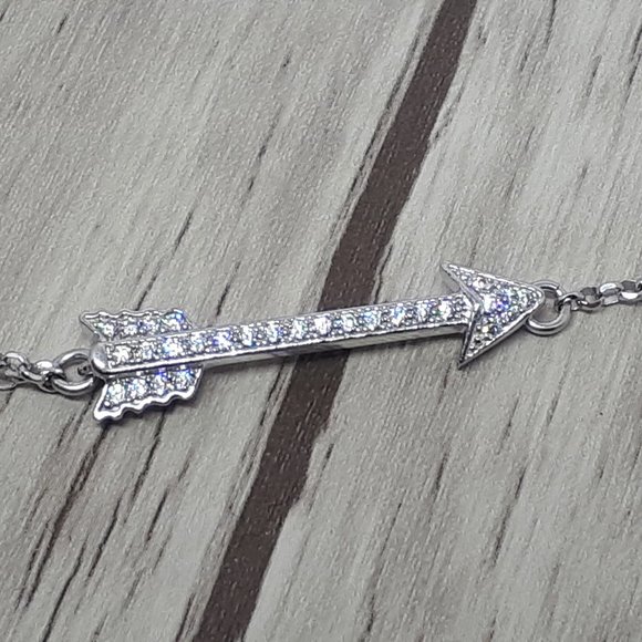 925 Sterling Silver Arrow Bracelet with Cubic Zircon - Picture 2 of 4